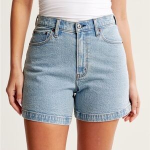 Abercrombie & Fitch Curve Love High Rise Dad Short | Size 33/16